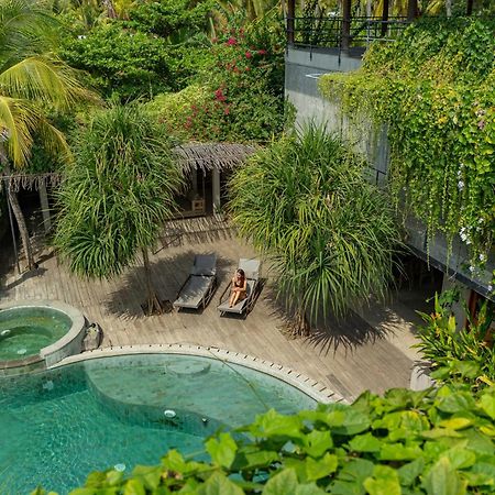 Mangroove Bay Boutique Hostel Banyuwedang Extérieur photo