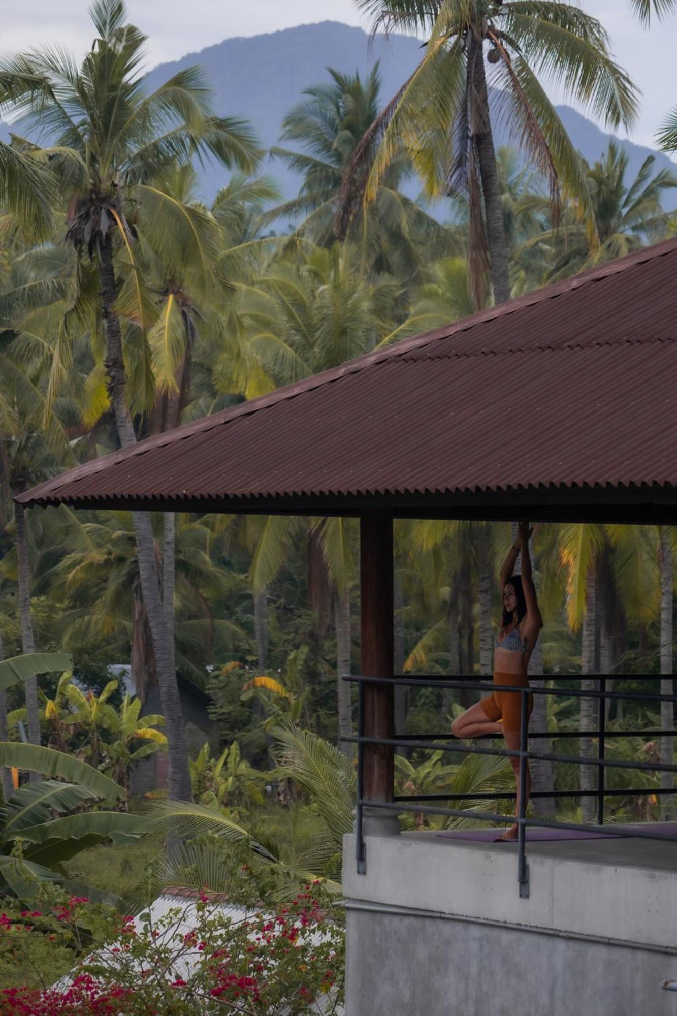 Mangroove Bay Boutique Hostel Banyuwedang Extérieur photo